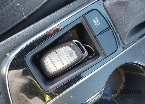 2016 Hyundai Sonata Sport z USA, uszkodzony, nr VIN 5NPE34AF0GH285416